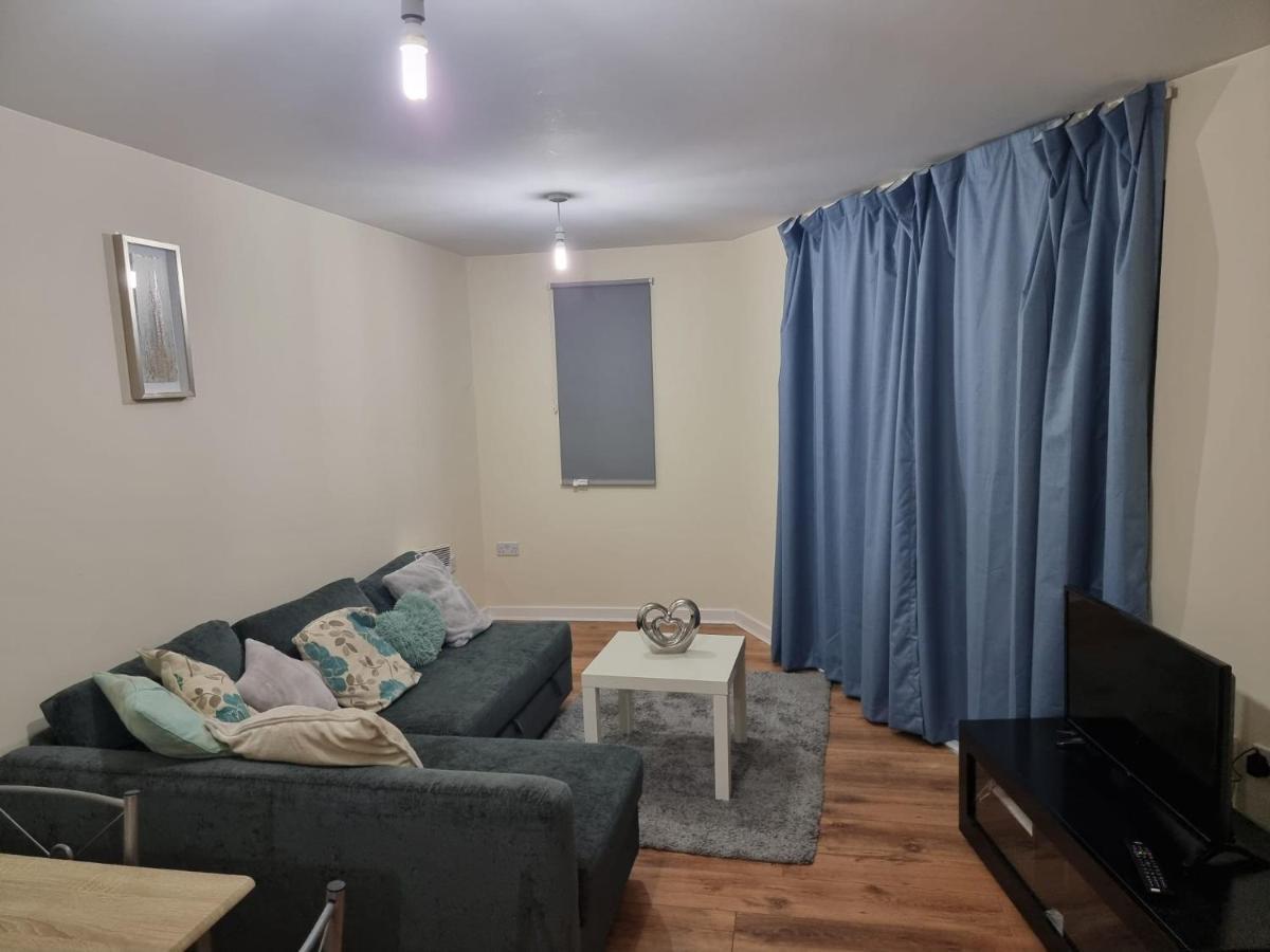 Long Stay Accomodation צ'למספורד מראה חיצוני תמונה